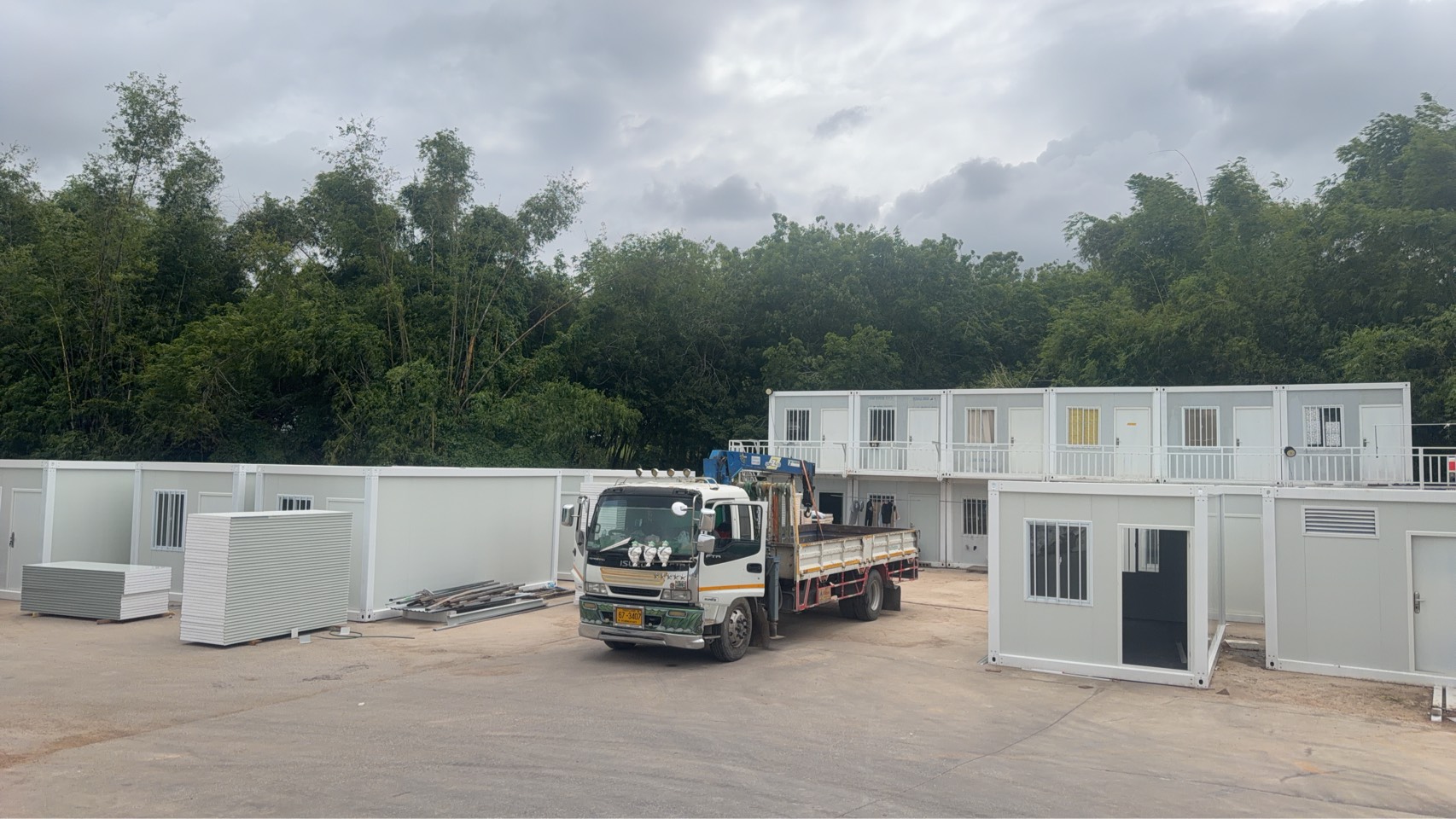 แคมป์ที่พัก 2 ชั้น ประกอบหน้างาน